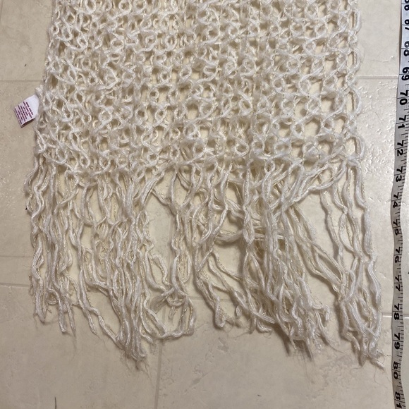 Candies Winter White loose Knit Scarf w/ golden LUREX Sparkle! STUNNING! Long OS - Picture 13 of 17